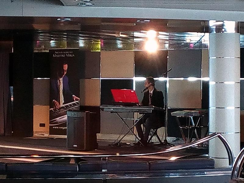 014_Bühne im Festsaal