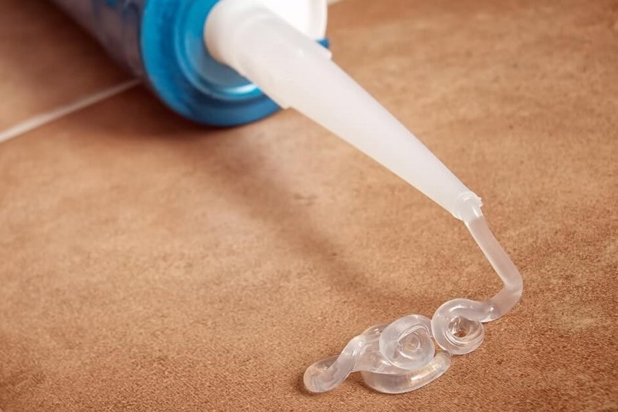 klej-podojdet-dla-remonta-1-min