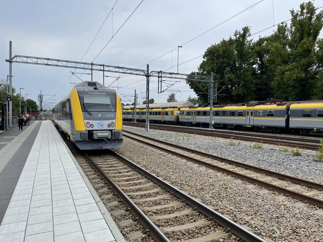 1930F2B0-462A-4AAE-A8A5-7EF13EDDB2C8