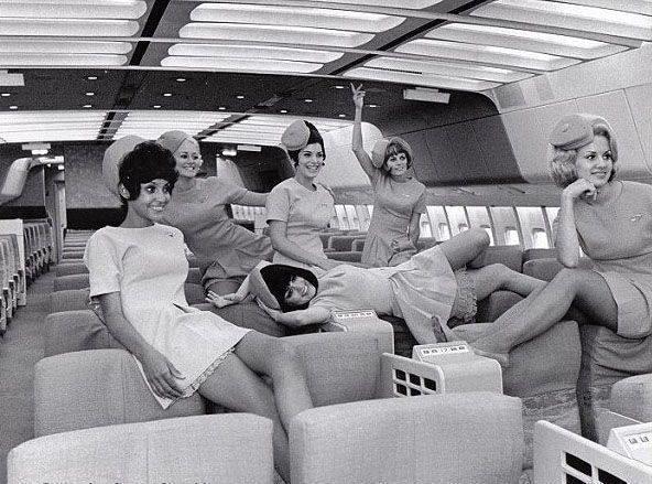 1960s-flight-attendants