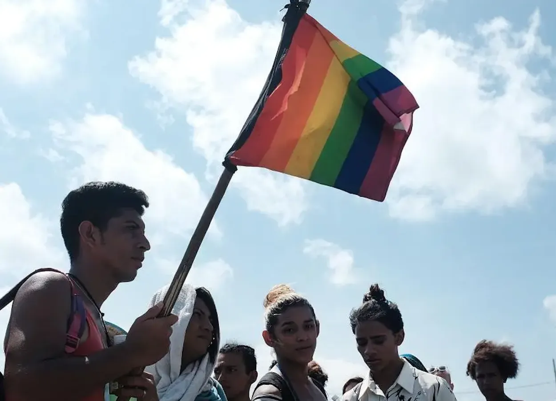 Investigarán orientación sexual e identidad de género en suicidas de EU