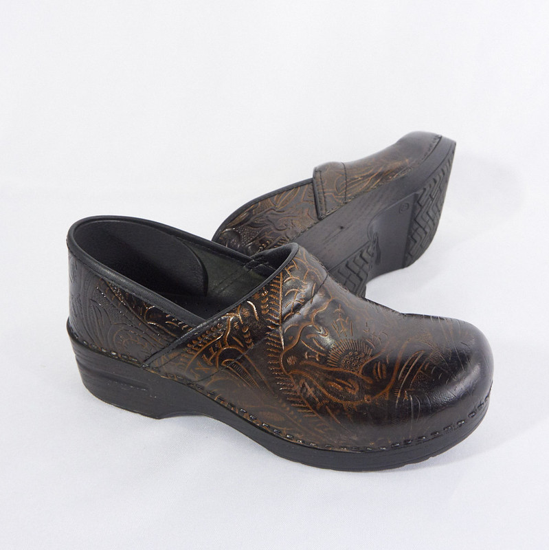 cheap dansko professional shoes