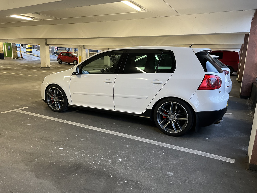 2177CD49-49A5-4715-9B45-24F4349F3D37