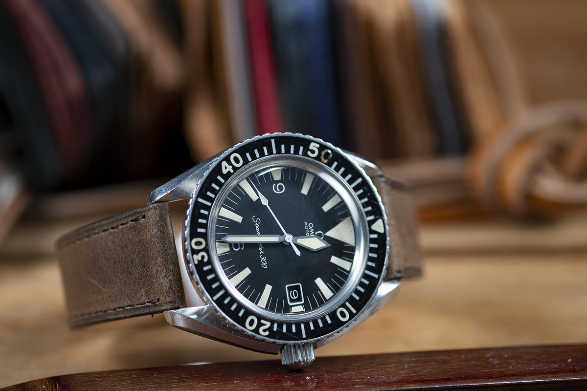 Feu de Seamaster 300 - tome 9 - Page 10 Seamaster-300-tuscany-watchstrap-chocolat