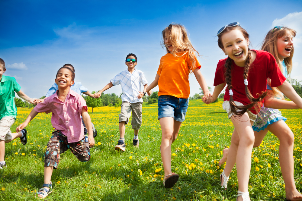 Play Outdoor Sports Play Outdoor Sports