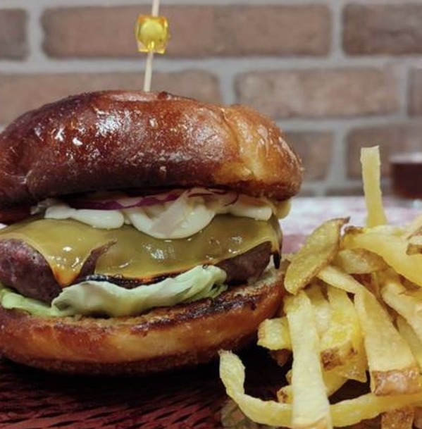 Hamburguesa De Cocodrilo