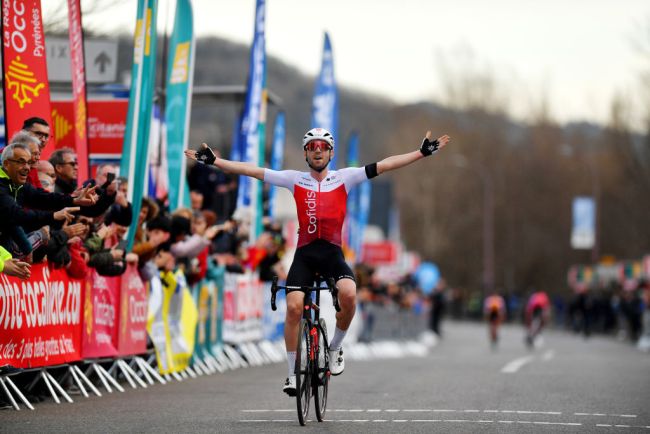 Laffermazione di Benjamin Thomas nella tappa di Bessèges (foto Luc Claessen/Getty Images)