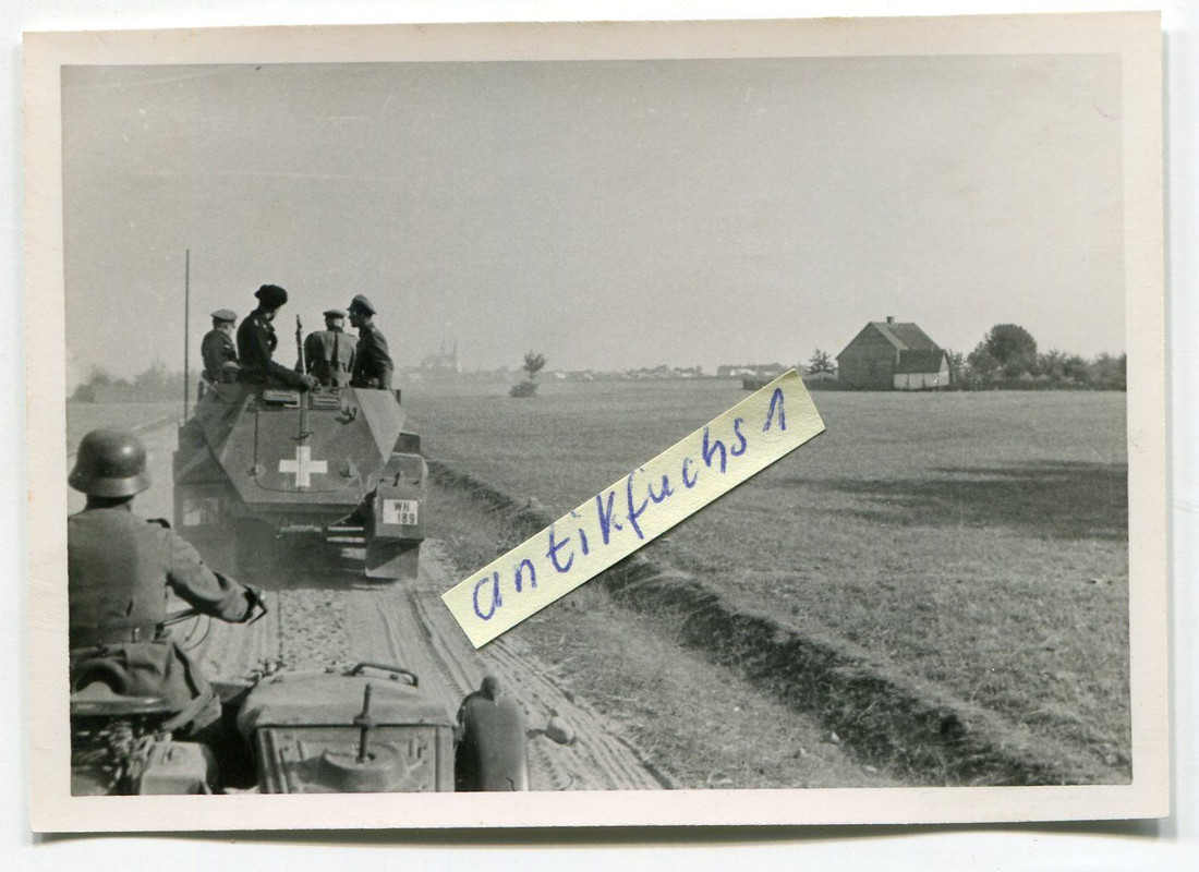 Deutscher SPW  Schützen-Panzer mit WH-189 im 2.W