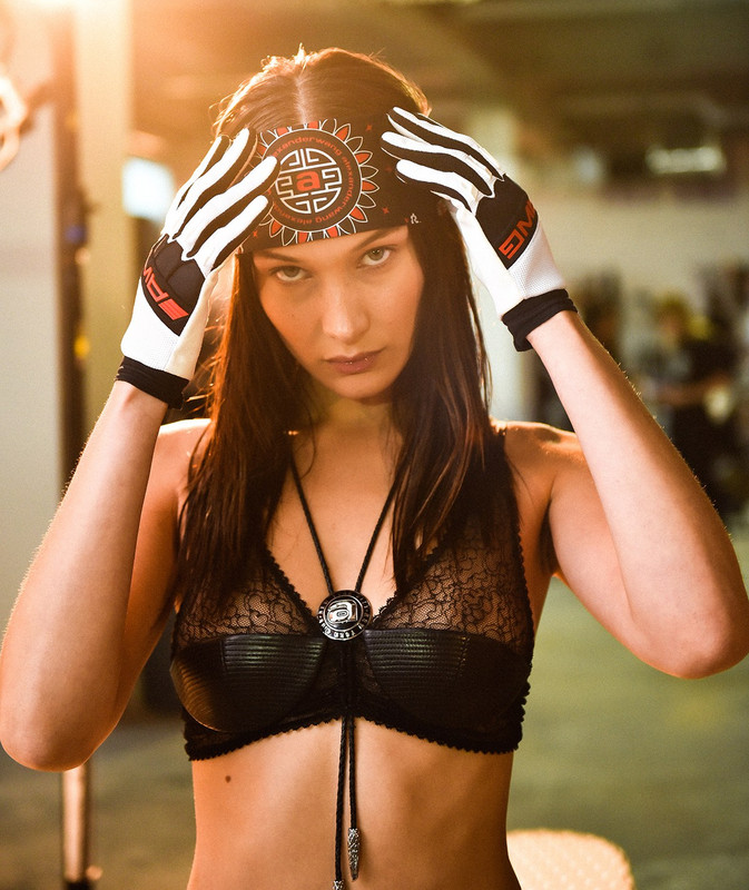 alexander-wang-backstage-spring-2018-the-impression-024