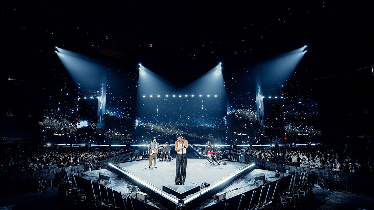 AML Stage Lighting Sharp Collimated Laser Beam Grid for Stadium Rock Concerts