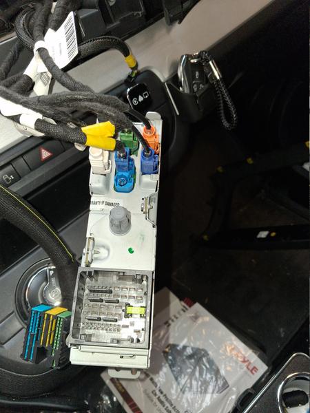 Radio-Auto.jpg
