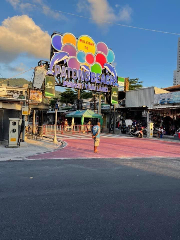 11643AF1-AE53-43E5-8B5C-D9D209B2E78A