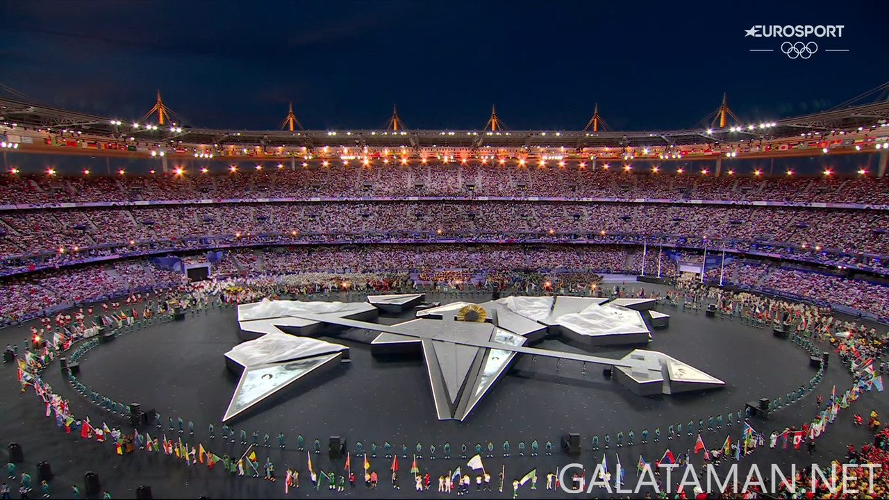 [Image: 20240811-OLYMPICS-24-CLOSING-1080-mkv-sn...12-183.jpg]