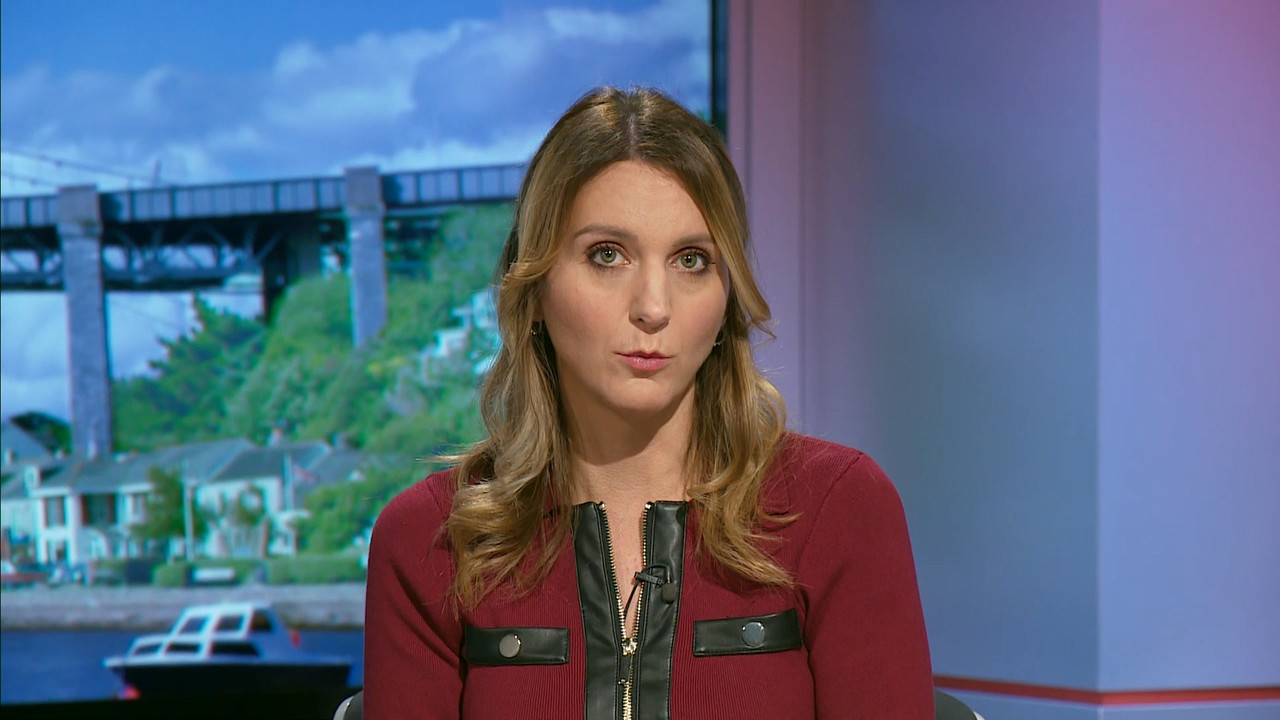 10.04 - 18.00.00 - ITV News London. The latest news in London and the....ts_snapshot_08.27.865