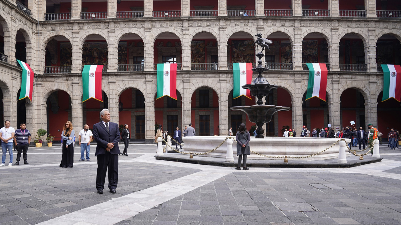 Destaca AMLO la prevención ante sismos en el Simulacro Nacional