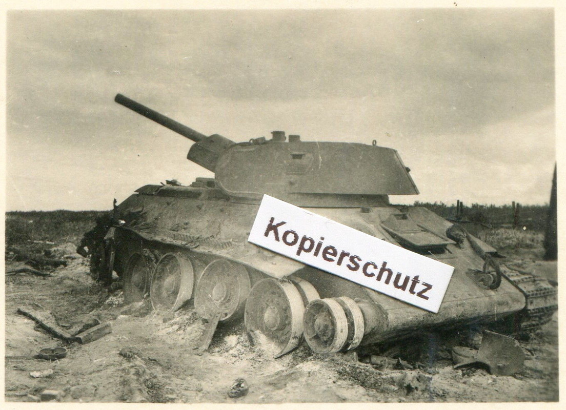 zerstörter russischer Panzer Tank T34
