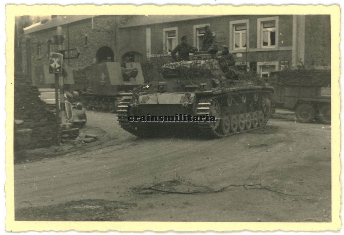Orig. Foto Panzer III Tank & Panzerjäger Bison b. SEDAN Ardennen Frankreich 1940