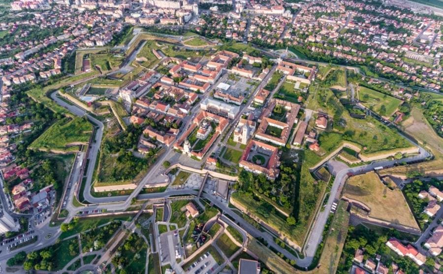 Румынский город Алба-Юлия Румынский город Алба-Юлия