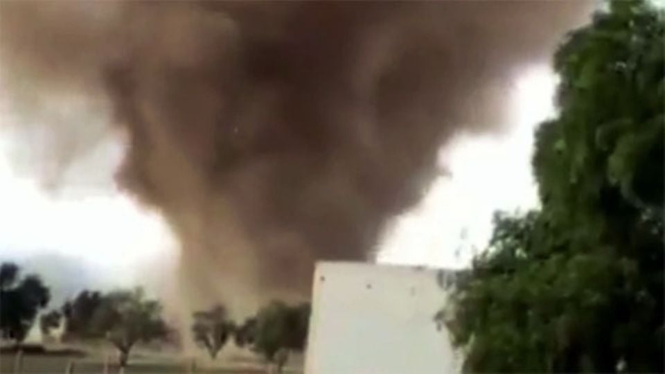 De no creer: Tornado 'azota' a Puebla y causa daños materiales; el 'Popo' se enoja y hace explosión