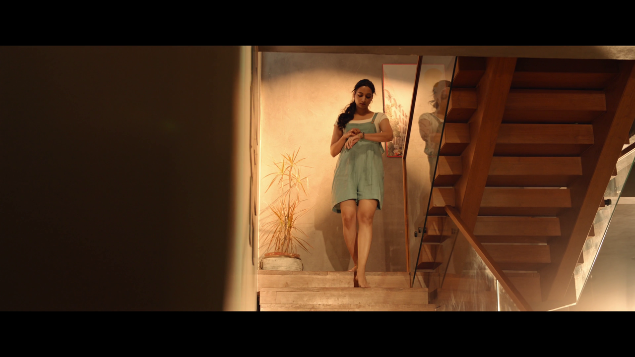 vlcsnap 2025 11 15 00h01m27s704