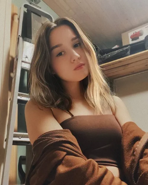 [Image: 7ef3e278-b15b-5c1f-9132-03d6ea76e090.webp]