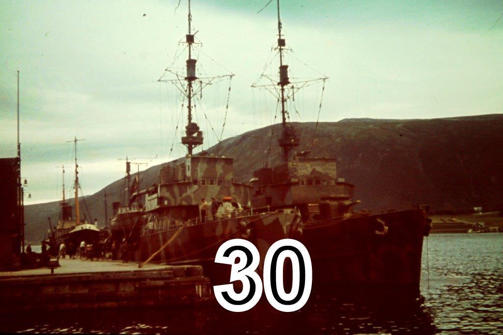 NORWEGEN Zerstörer Topedoboot Hafen Tarnanstrich Schiff Kriegs M