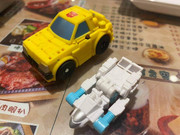 Buzzworthy-Bumblebee-Bumblebee-Spike02