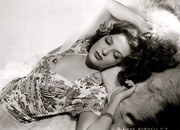 Linda-Darnell-c27