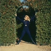 sharon-tate-md24