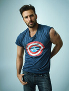 Chris-Evans-superficial-guys-05