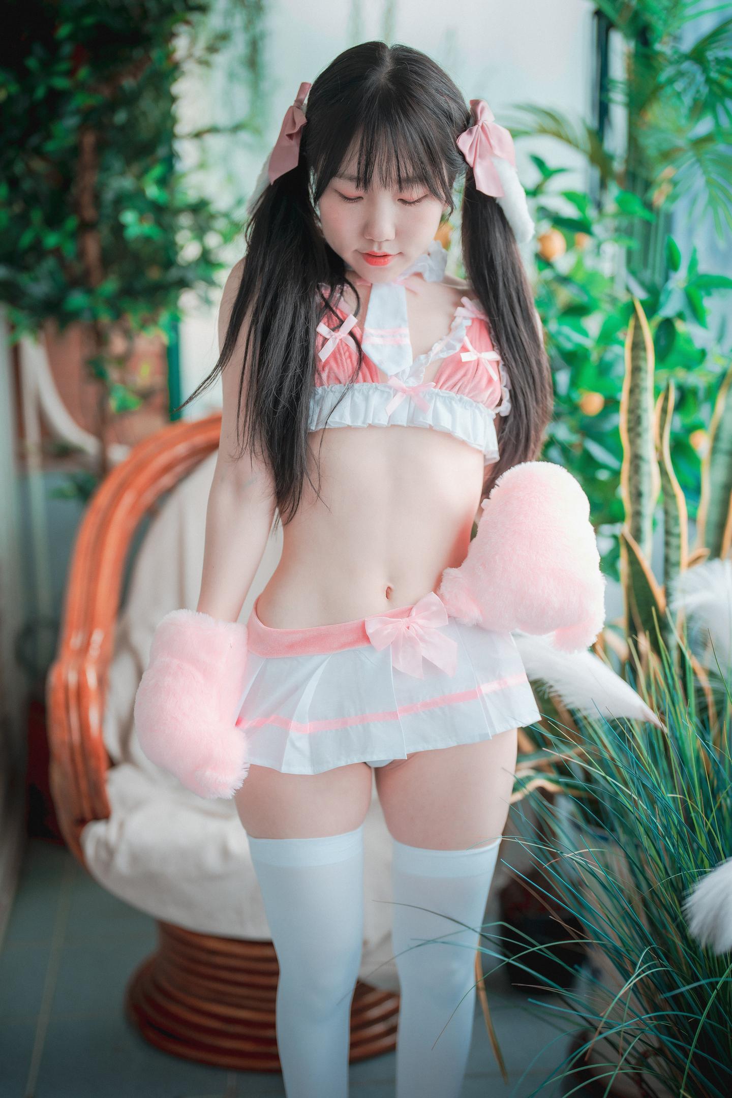 Yeri(한예리) NO.001 DJAWA Photo Home Sweet Hare 5