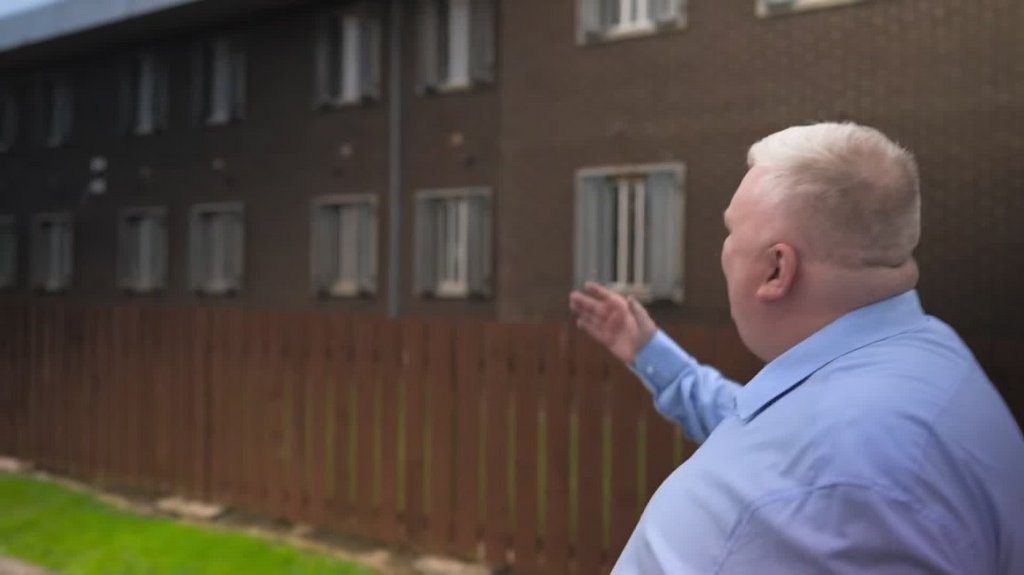 [Image: 3outd27pb9qo.jpg]