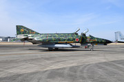 https://i.postimg.cc/R62gswR5/F-4-EJ-87-8409-right-side-view-at-Komaki-Air-Base-March-3-2018.jpg