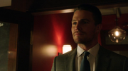 Arrow-S03-E01-Calma-apparente-BDMux-ITA-