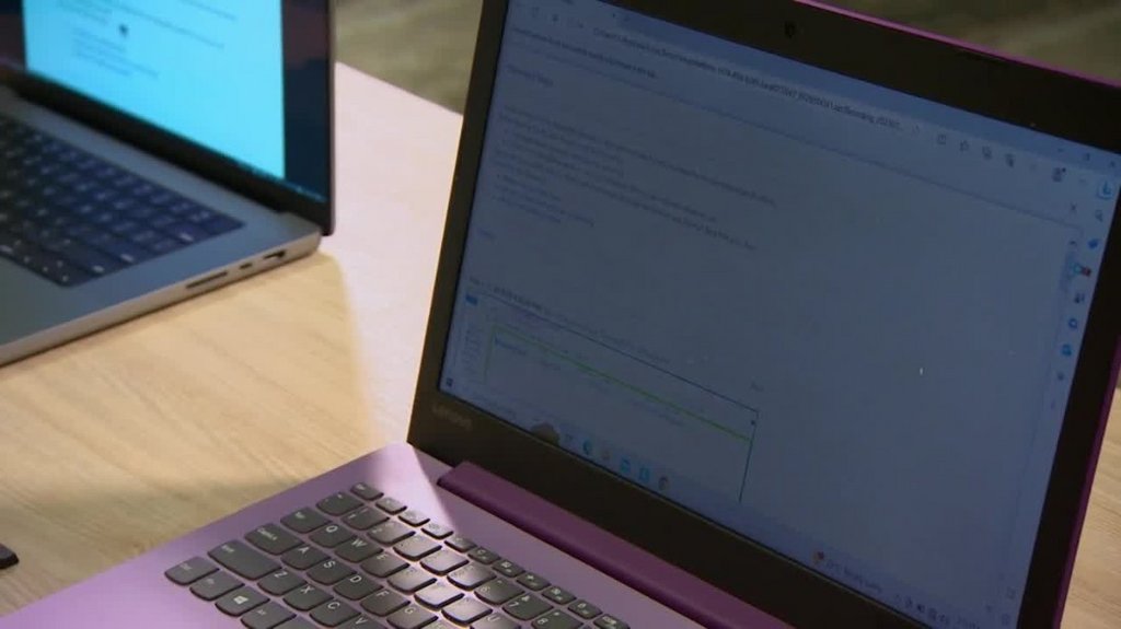 [Image: 829x9elsillv.jpg]