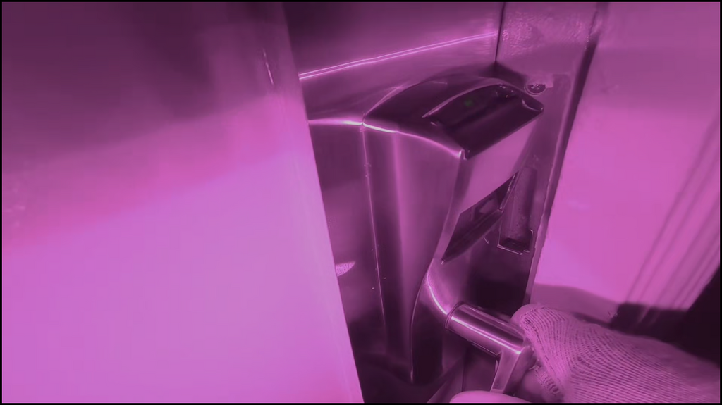 [Image: yxq3nccqy458.png]