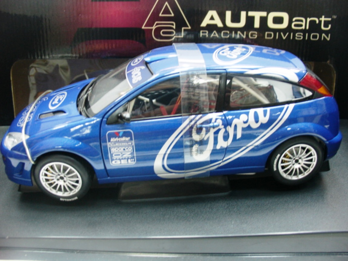 WOW EXTREMELY RARE Ford Focus RS WRC Blue Presentation 1999 Dunton