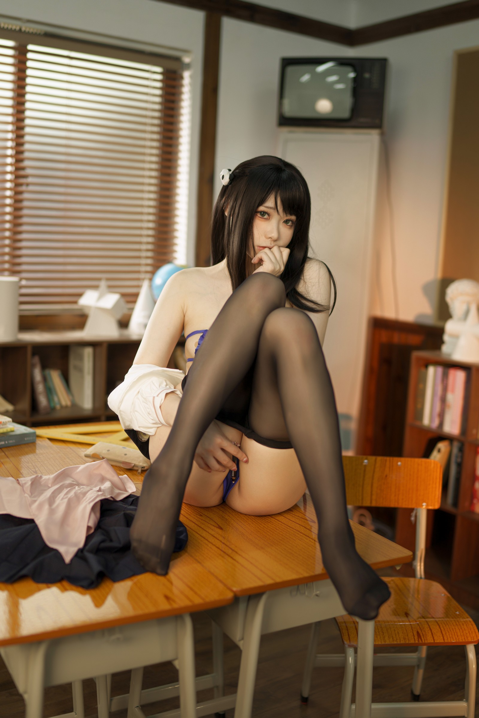 安食Ajiki 风纪委员写真集 – 制服COS高清大图 [47P-629.1M]插图9