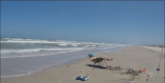 [Image: Voyeur40655132309.jpg]