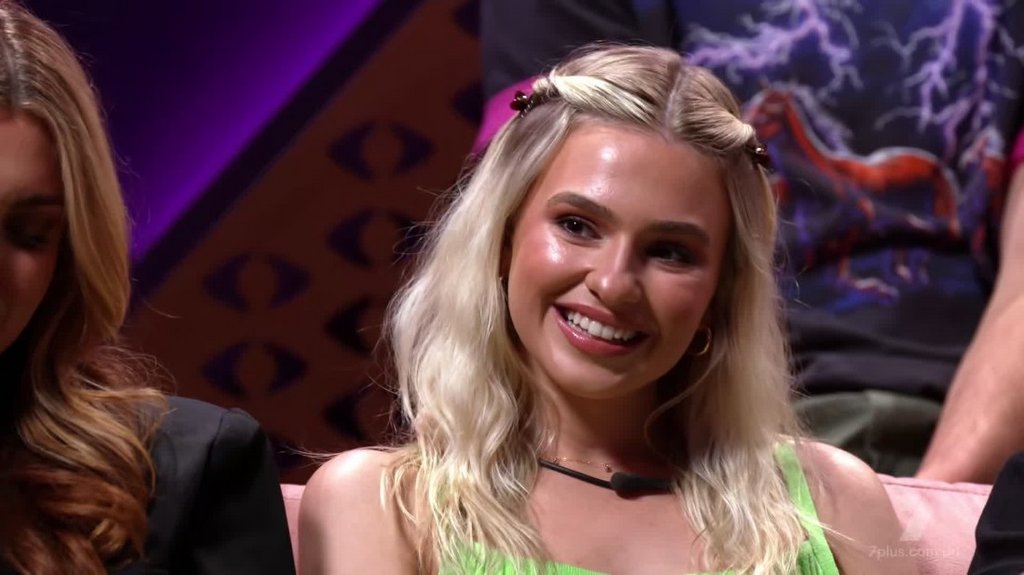 [Image: i9od5p9nul3g.jpg]