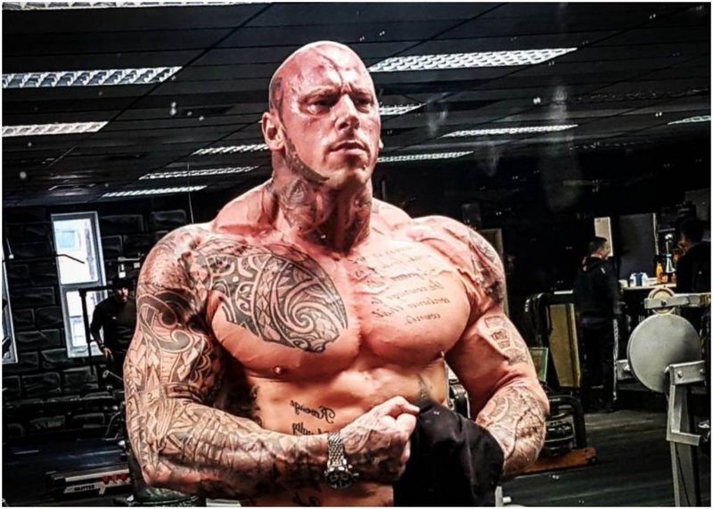 Мартин Форд качи 5 кг. за битката с &#039;Иранския Хълк&#039;