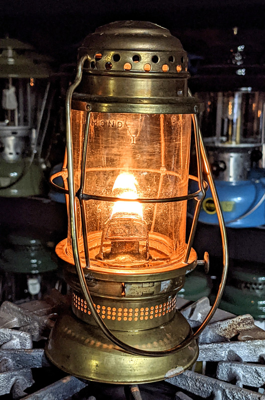 PXL_20211109_221609574.NIGHT~2