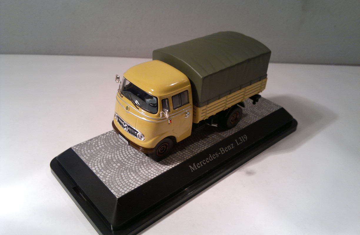 319TR411