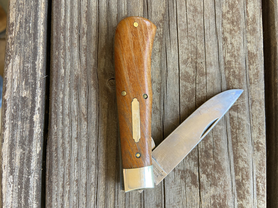 7BB807DB-3421-4B0C-892A-9F267A182A2C