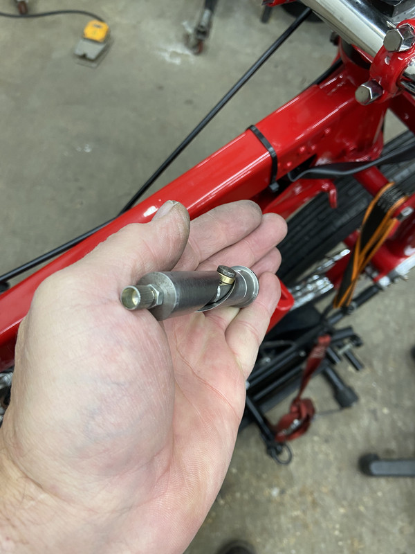 BB9CFCF1-A25A-447A-9E24-7B7E02EC2E78