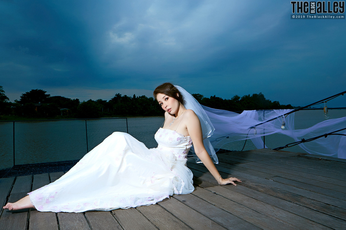 natcha-10-054