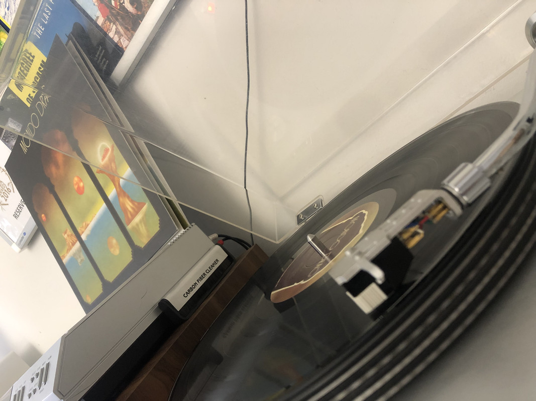 39CDAB81-384B-4A8F-8681-051D8F32AD1F