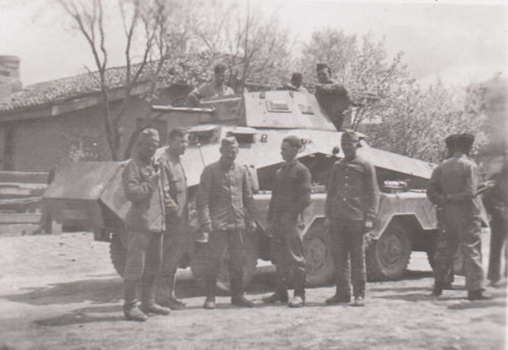 Orig. Foto Achtrad Panzer-Spähwagen Sdkfz taktis