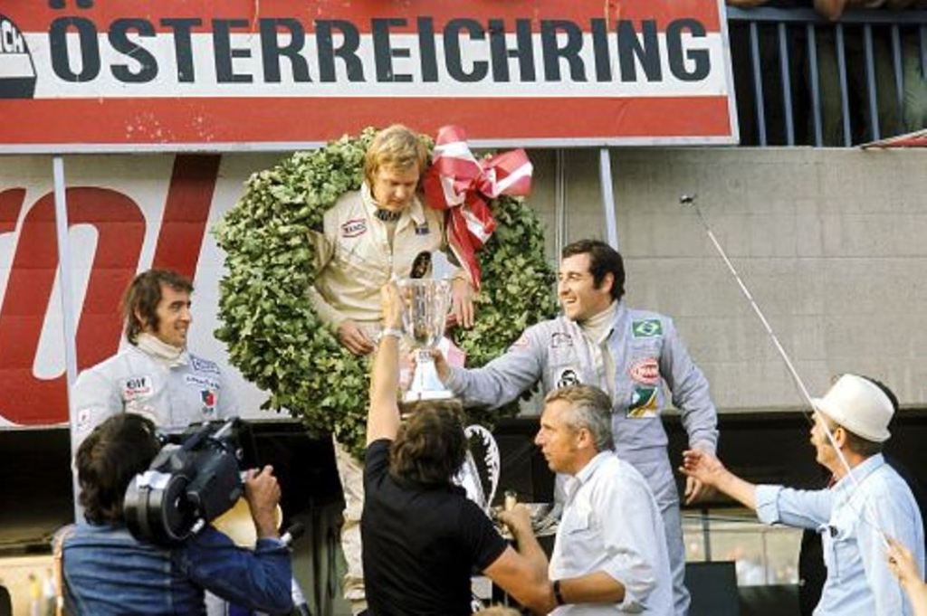 1973 авст подиум