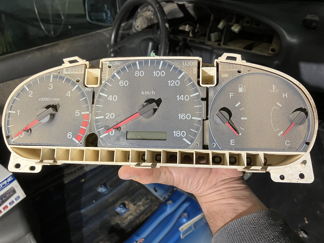 02778477-656E-4B03-9F1F-CBD2827F89ED